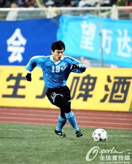 包含重庆力帆失利在望，排名继续滑落的词条