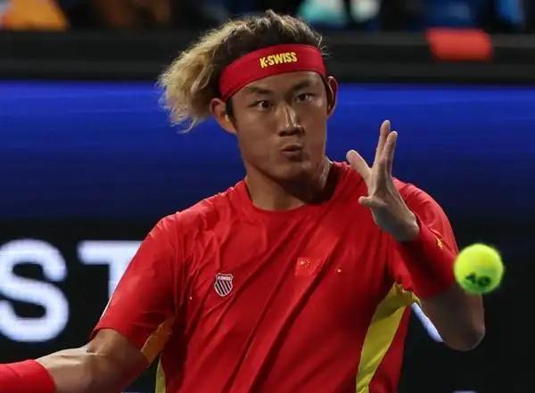 阿拉维斯逆袭战胜强敌，实力获得认可