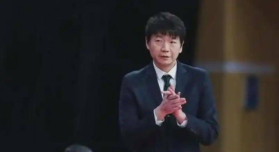 包含卡昂艰难逼平昂热，主场不败金身依旧保持的词条