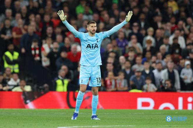 开云体育官网-热刺中后卫完成转会加盟巴塞罗那