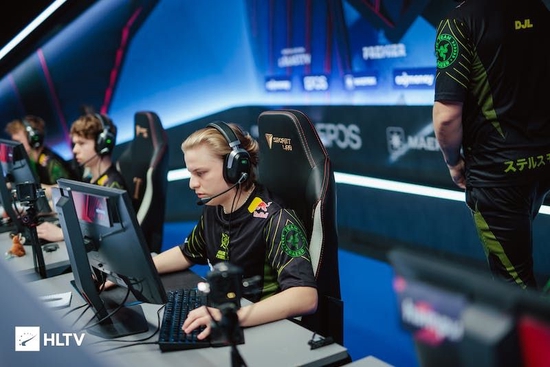 憋足力量，全力以赴，要打破对手围攻的简单介绍