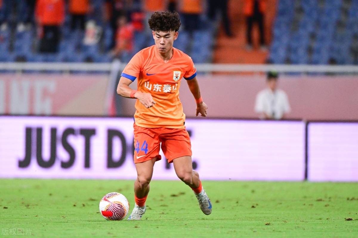 山东鲁能逆袭晋级，成功晋级八强