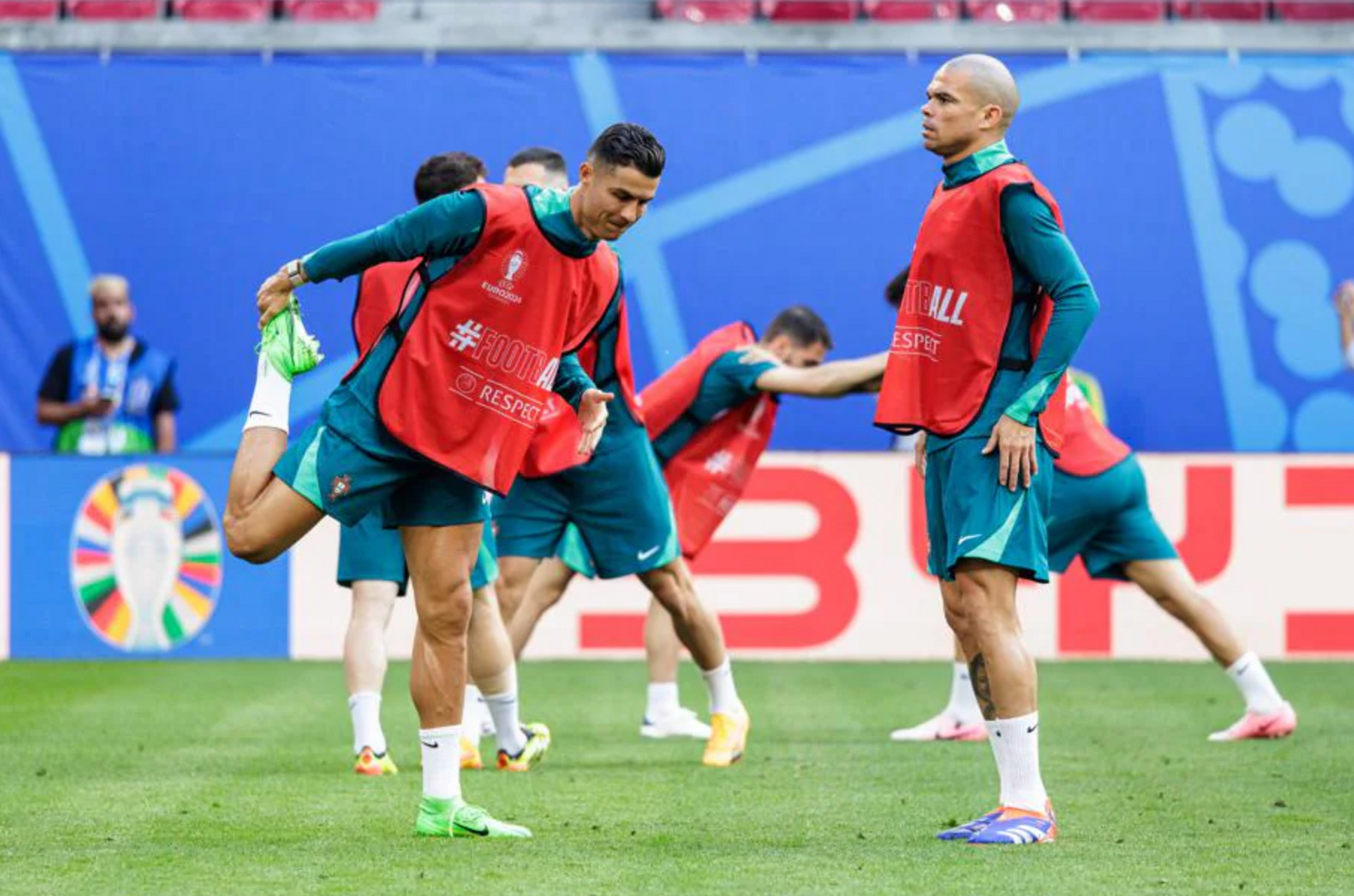 捷克大胜葡萄牙，意外晋级欧洲杯资格赛的简单介绍