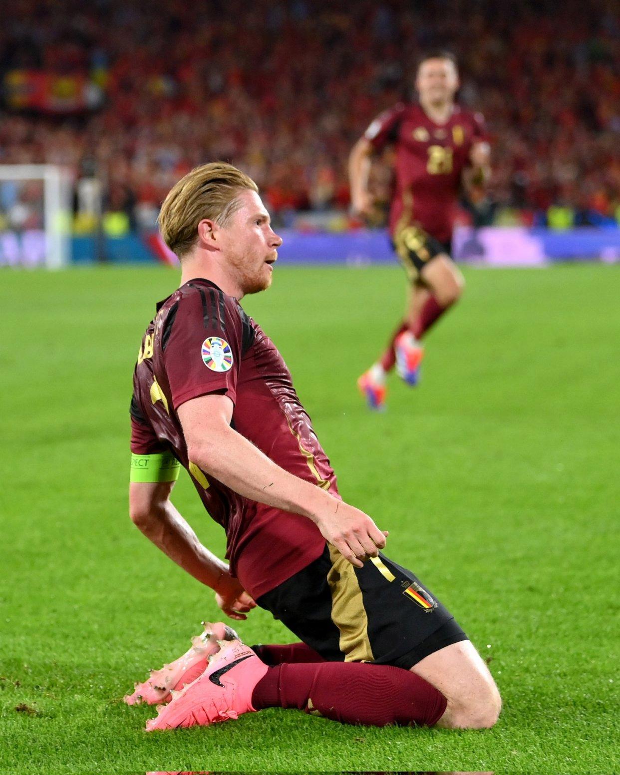 比利时队横扫对手，夺得胜利！