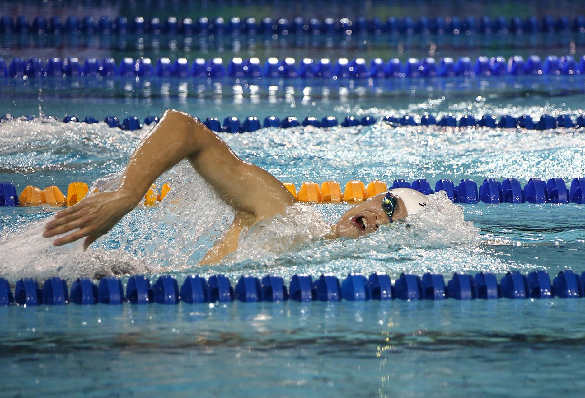 包含惊心动魄的一幕！运动员们的激烈竞争的词条