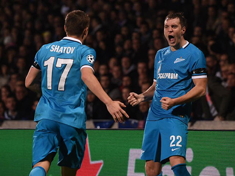 开云APP-里昂中场梅开二度，帮助球队取得连胜