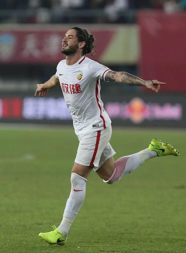 包含马赛击败河南建业坚定向着亚冠冠军发起冲击的词条