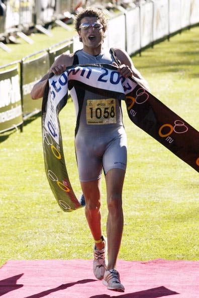 开云体育中国-新西兰运动员展现拼搏精神，赢得赞誉