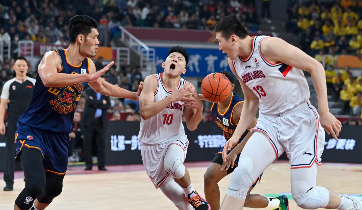 广厦队主场惨败，衰败一波三折