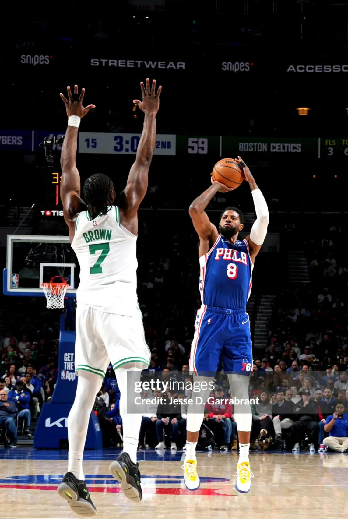 凯尔特人队全队发威战胜对手