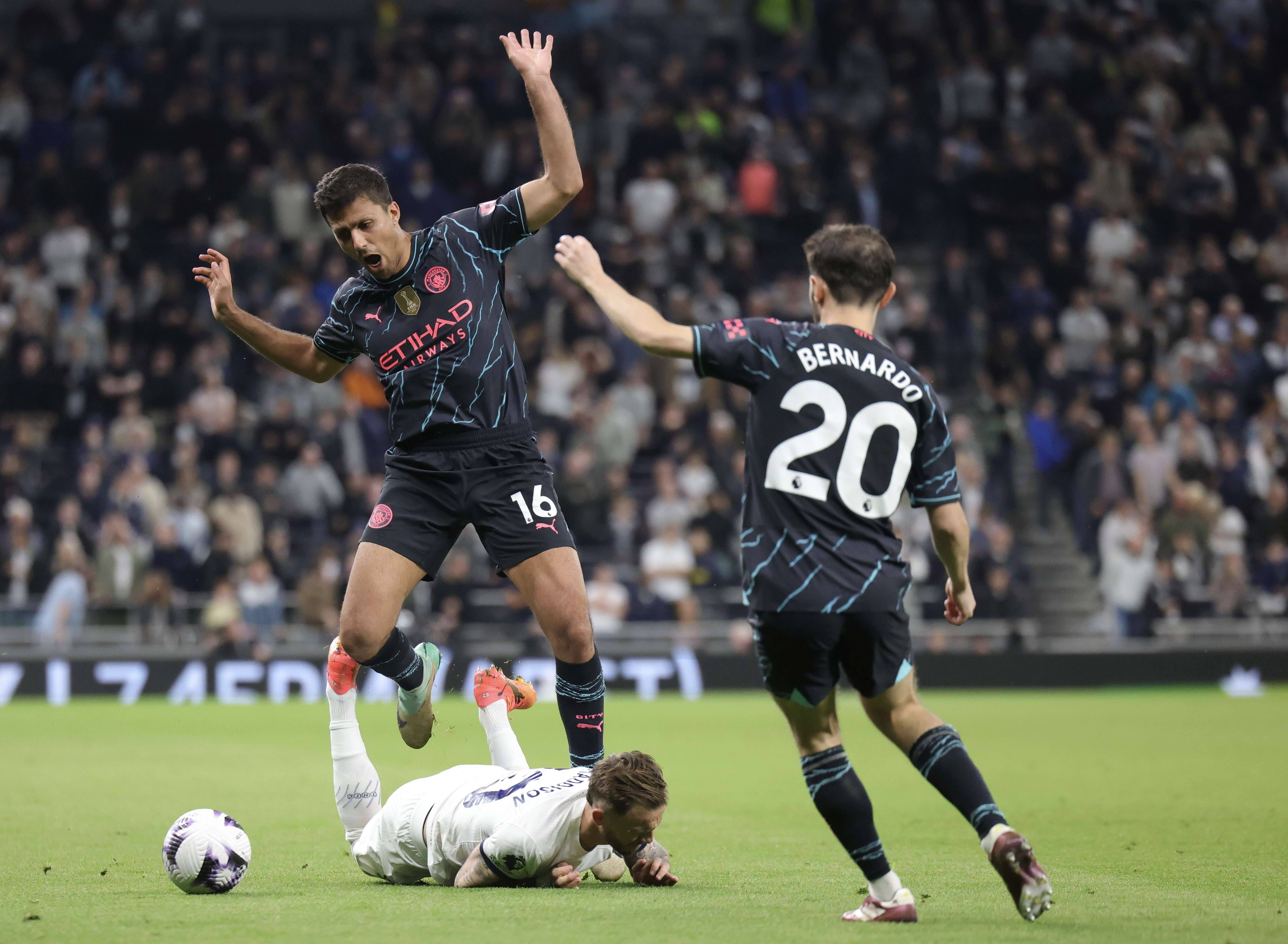 曼城客场击败热刺，继续保持不败纪录