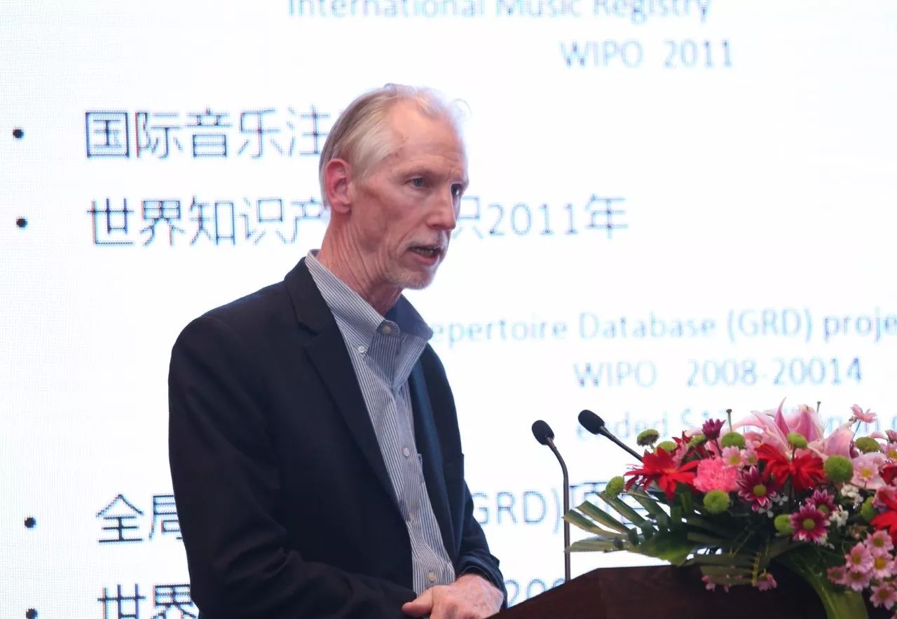 里昂客场一分难求，保级之路任重道远