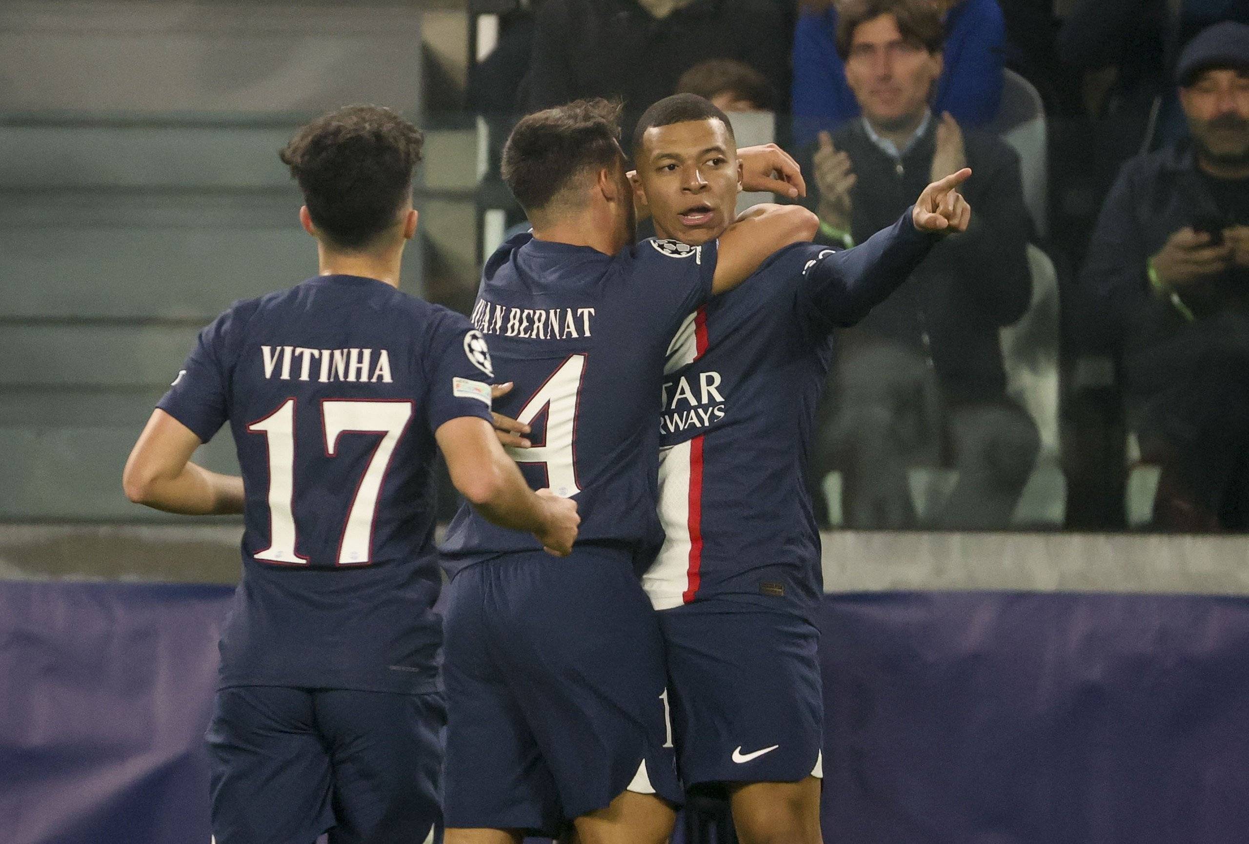 巴黎圣日耳曼客场轻松获胜，保持不败势头