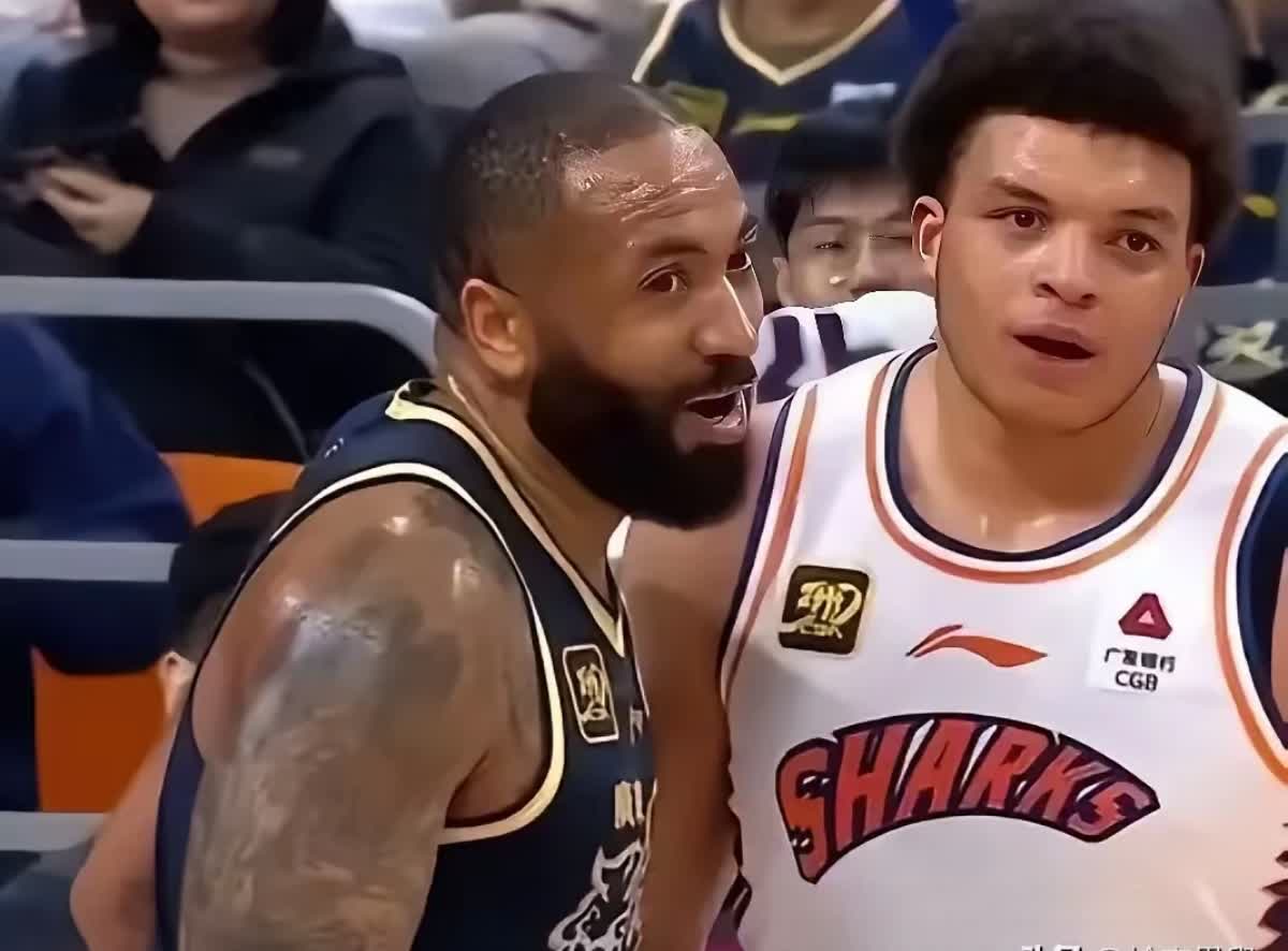 开云体育APP下载-包含队内矛盾暴露，球员发飙大打出手，主教练反应强硬的词条