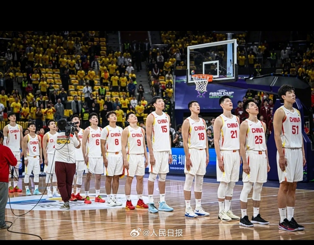 河北男篮强势登顶，全队发挥出色