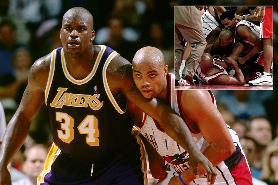 博格巴战术犯规，国际米兰主场力克球队攻破球门