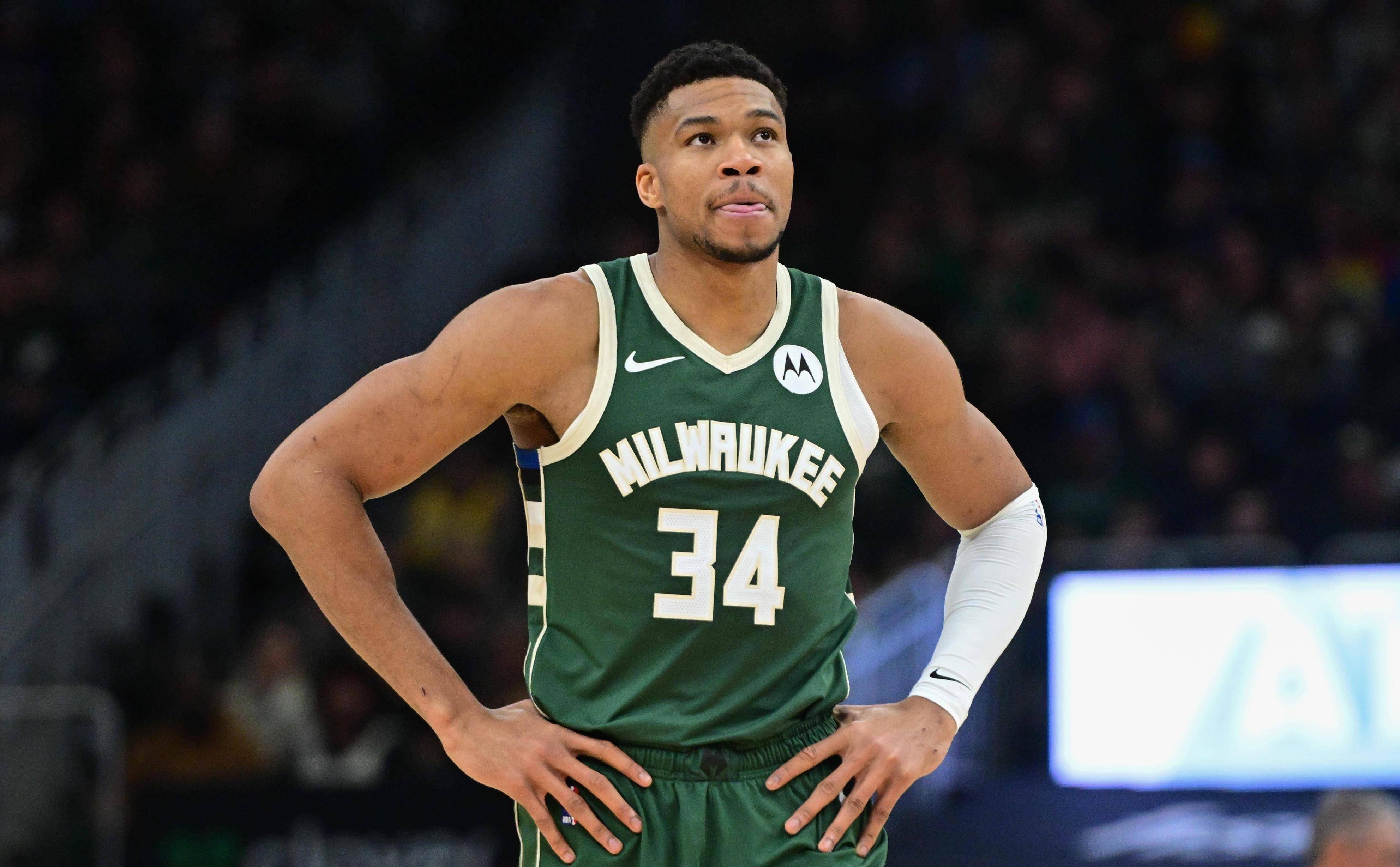 包含雄鹿逆转勇士，字母哥再次成为最大得分手的词条